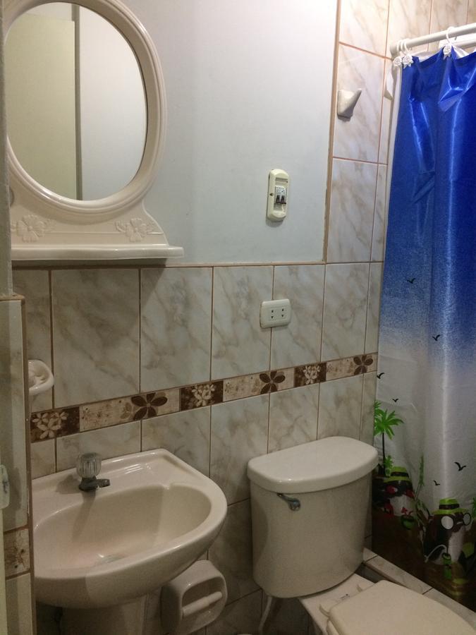 Hospedaje De Los Reyes 瓦尔梅 外观 照片
